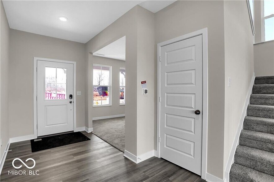 Building Photo - 17364 Americana Xing