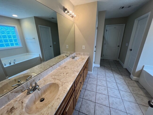 Building Photo - Location, Community, Quality Living. It St...