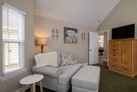 Building Photo - 4307 Sarasota Ln