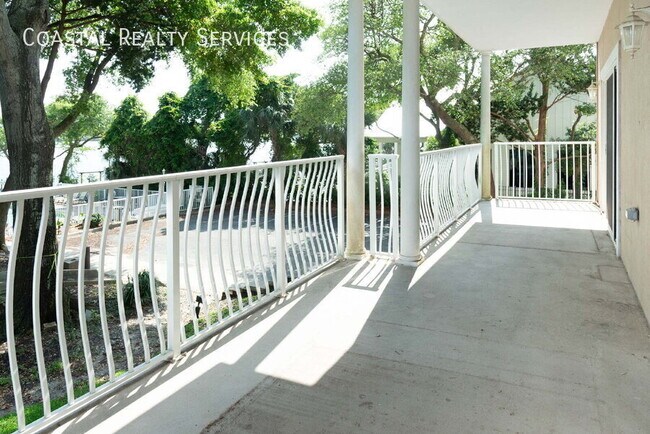 Building Photo - 113 Brooks St SE