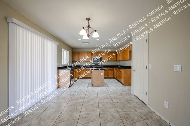 Building Photo - 21004 N Sansom Dr