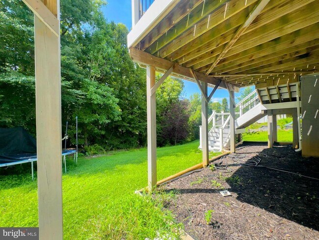 Building Photo - 7023 Sand Cherry Way