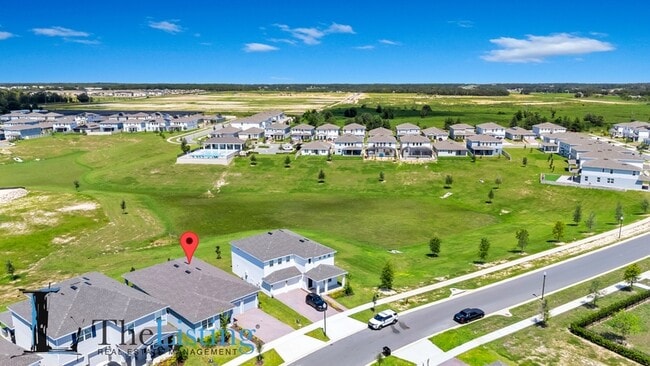 Building Photo - 3685 Kings Canyon Dr