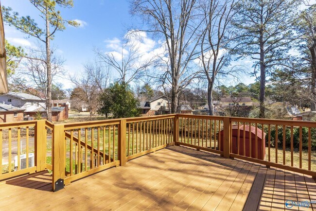 Building Photo - 1116 Tyler Rd NW