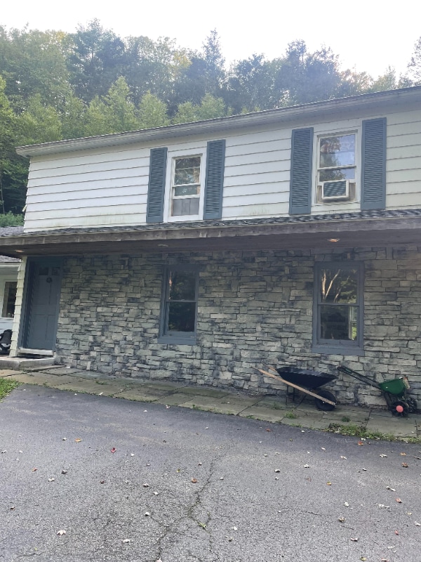 Building Photo - 112 Sawkill Rd