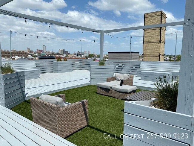 Building Photo - 1501 S. 17th-B112