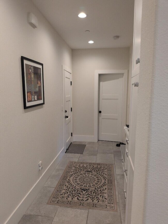 Building Photo - 1103 Creed St