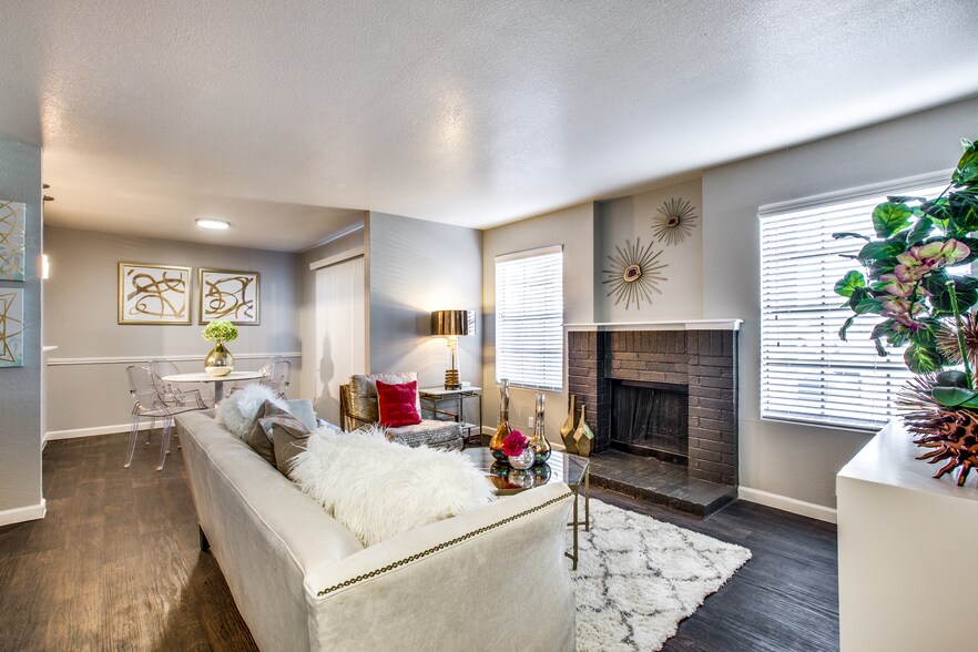 Maxwell Apartments 8300 Brentwood Stair Rd Fort Worth TX 76120