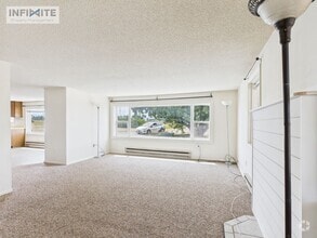 Building Photo - Spacious 3-Bedroom Home