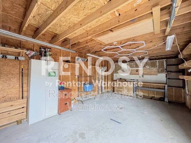 Building Photo - 6941 Minnie Ave