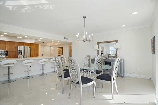 Building Photo - 3400 Galt Ocean Dr