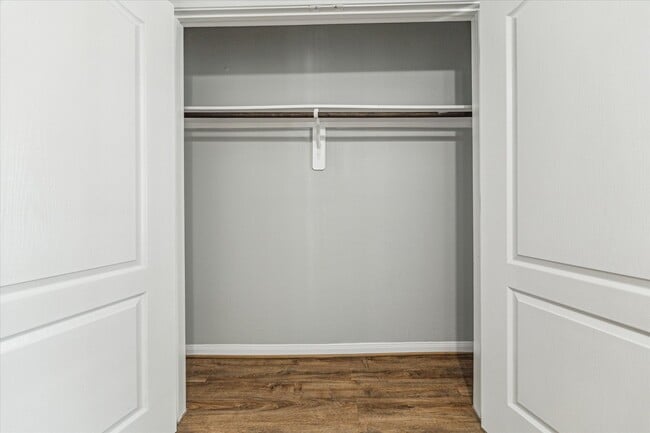 Building Photo - 1548 Ashland St