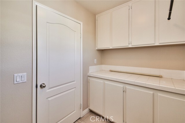 Building Photo - 75 Windward Way