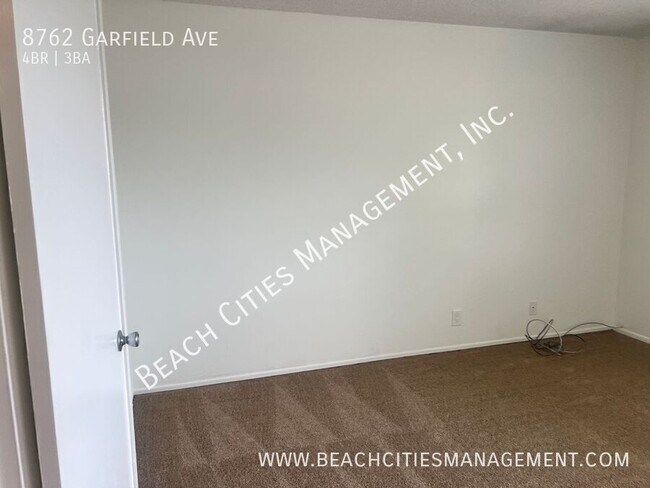 Building Photo - 8762 Garfield Ave