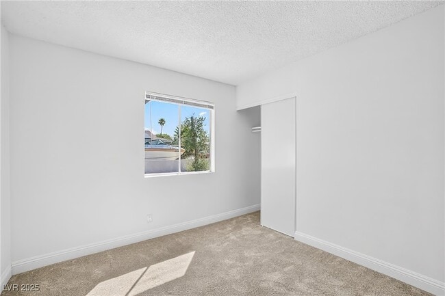 Building Photo - 5111 Orinda Ave