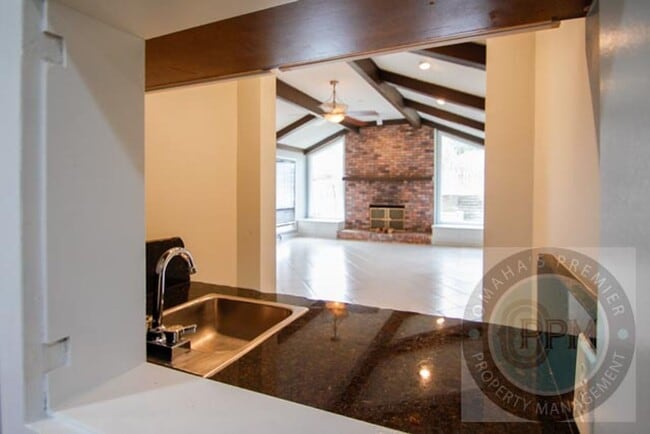 Building Photo - Beautiful and Spacious 3 Bd/3Ba with finished basement