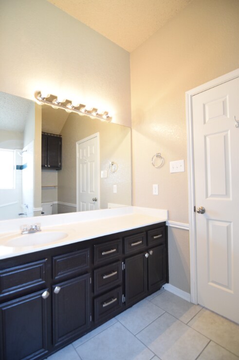 Building Photo - 3403 Granite Dr