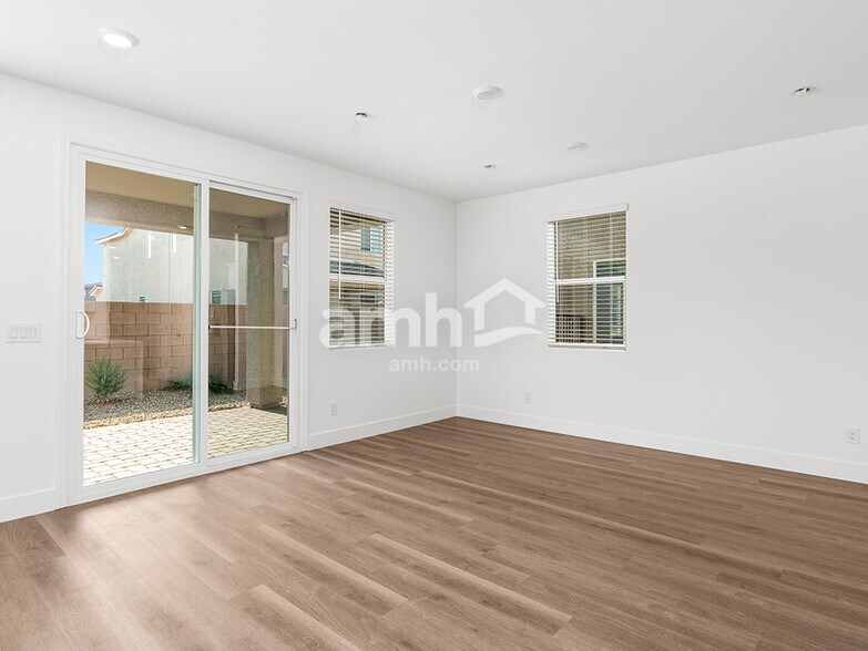 Building Photo - 8435 Black Friday Ct