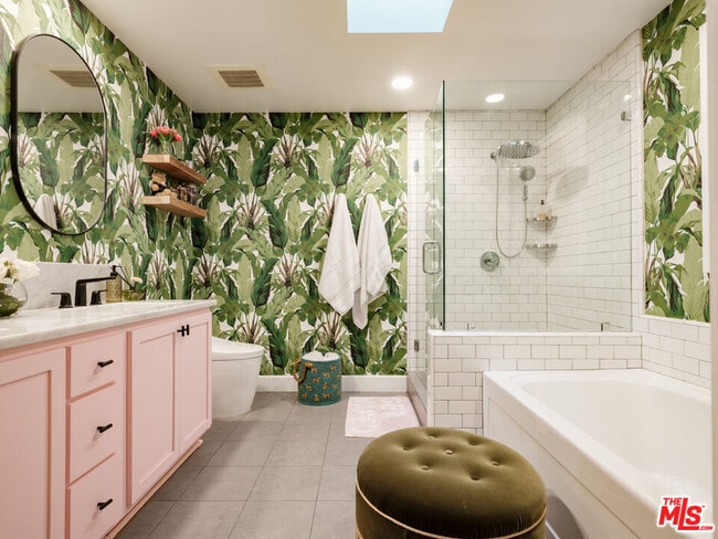 Building Photo - 10648 Woodbridge St