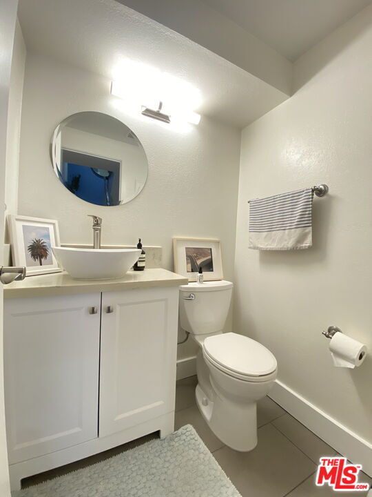 Building Photo - 4760 La Villa Marina