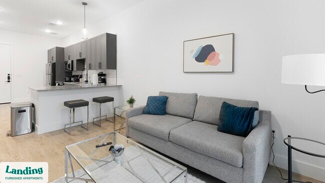 Building Photo - 650 E Sycamore St