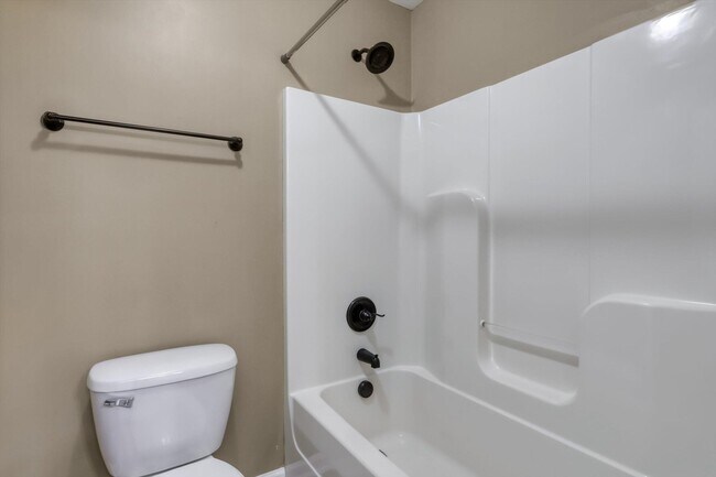 Building Photo - 219 Kickham Ln