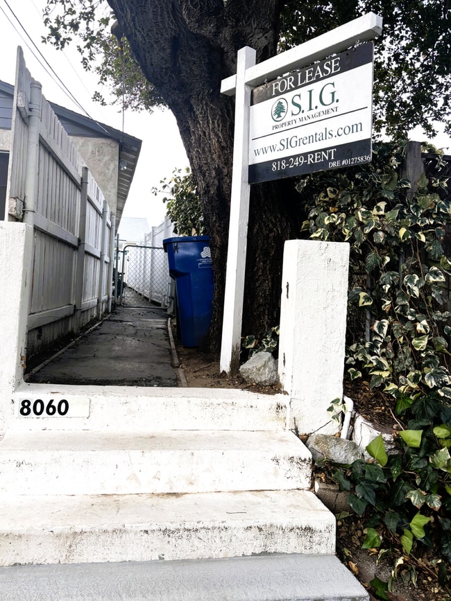 Building Photo - 8060 Kyle St