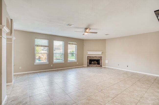 Building Photo - 2309 San Augustine Ln