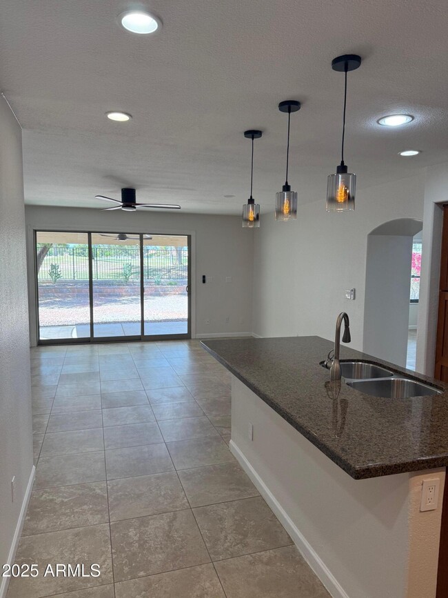 Building Photo - 6756 W Morrow Dr