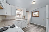 Building Photo - 154A N 79th St