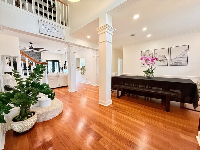 Building Photo - 16002 Garden Hill Ln