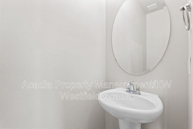 Building Photo - 1457 S Canyon View Dr