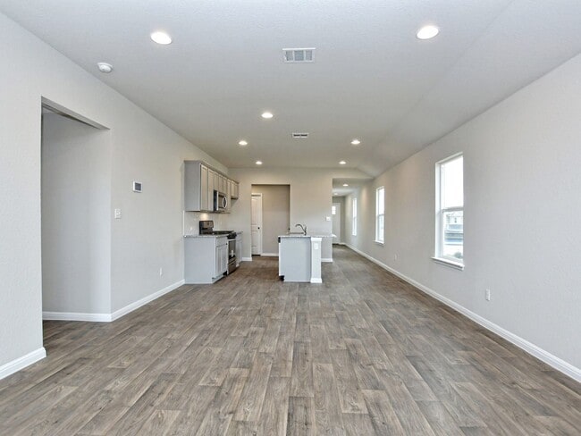 Building Photo - 3 BR/2 BA in BASTROP - 1489 SF in Pecan Park - Close to TESLA!