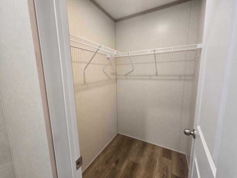 Building Photo - 3510 N 9th St