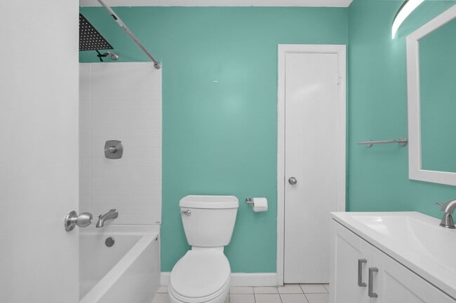 Building Photo - Pace 3BR Home with Bonus Room, Patio Gazeb...