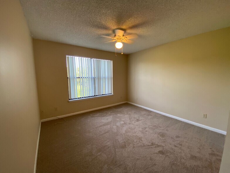 Building Photo - 13525 Eagle Ridge Dr
