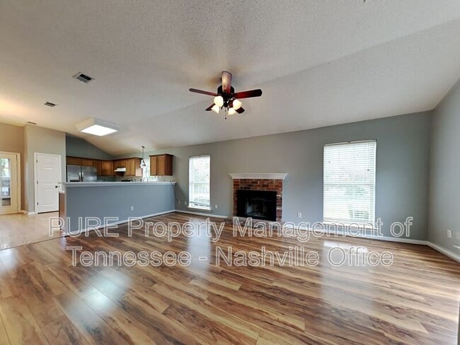Building Photo - 2215 Joann Dr