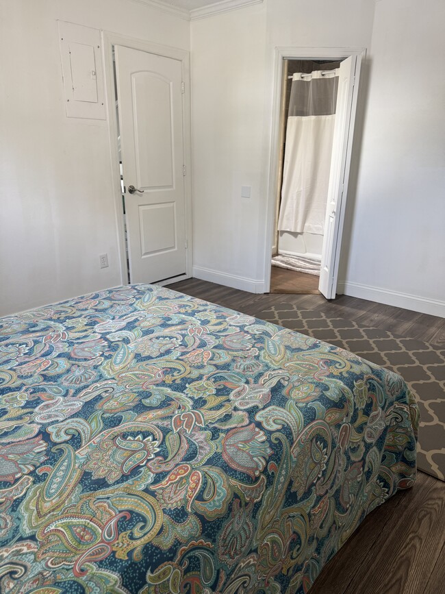 Building Photo - 16008 Sagebrush Rd