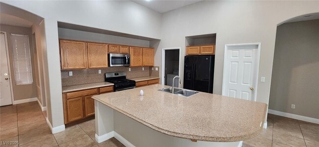 Building Photo - 5504 Ferrell St