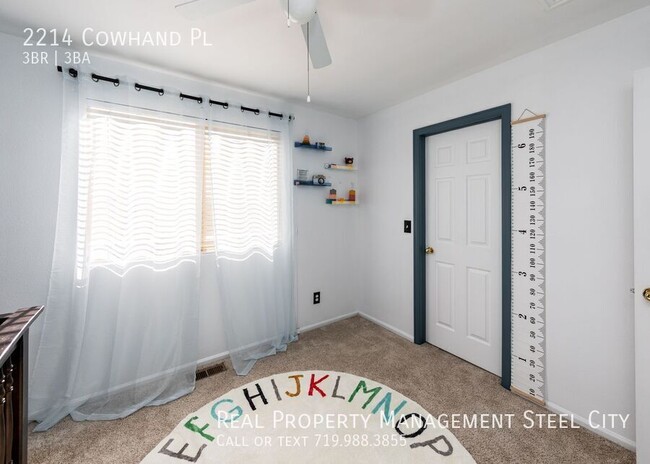 Building Photo - Charming 3-Bedroom Home on Cowhand Place –...