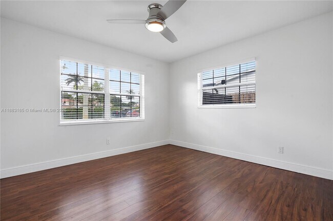 Building Photo - 11240 Sheridan St