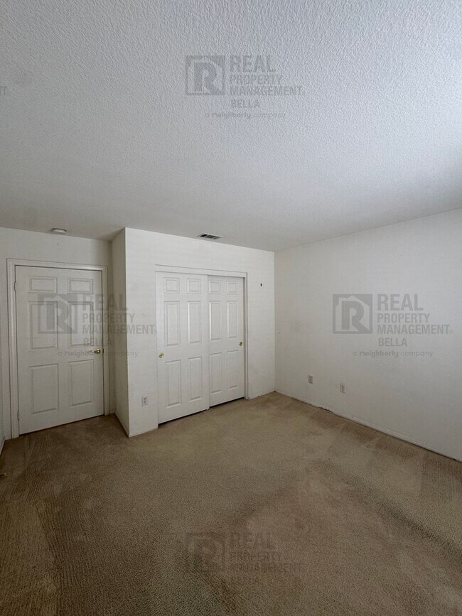 Building Photo - 1266 Euclid St