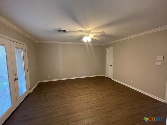 Building Photo - 101 Rio Vista Dr