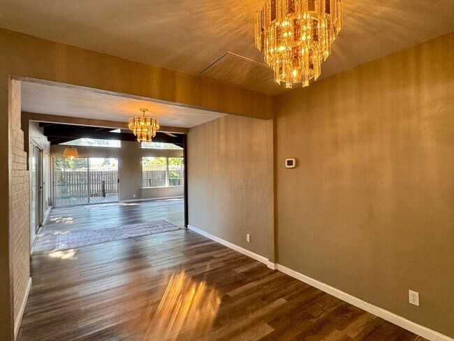 Building Photo - Beautiful Home Available in Rancho Cordova!