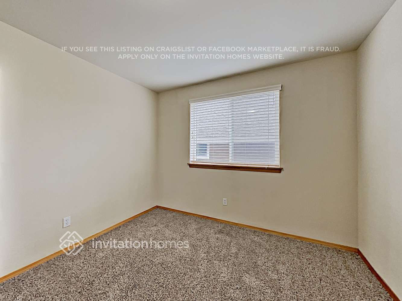 Building Photo - 1009 Eagle Ave SW