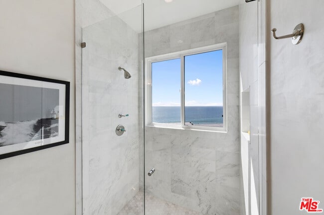 Building Photo - 29680 Zuma Bay Way