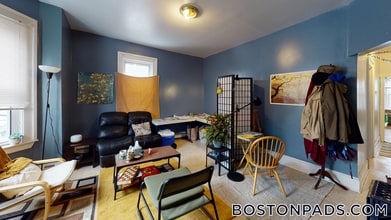 Building Photo - 36 Mozart St
