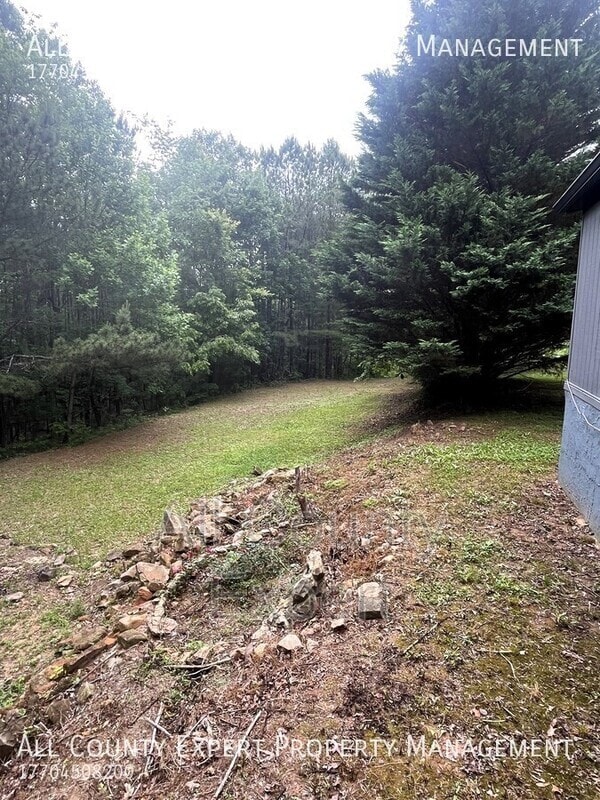 Building Photo - 375 Bethesda Trail