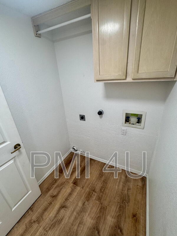 Building Photo - 6151 Mojave St NW