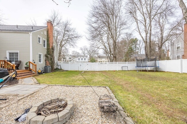 Building Photo - 4 Trotwood Dr